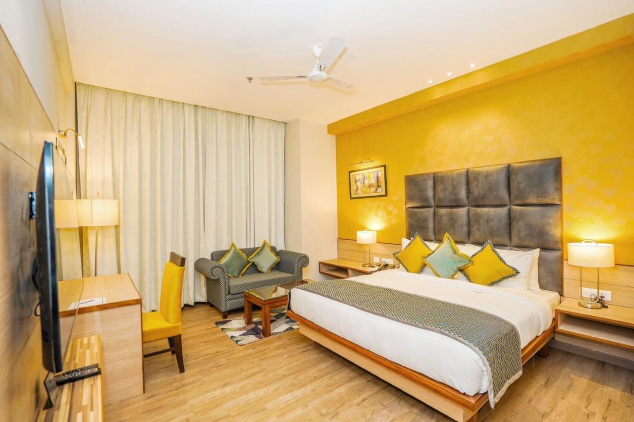 The Zenith - A Boutique Hotel By Hot Millions Mohali Dış mekan fotoğraf