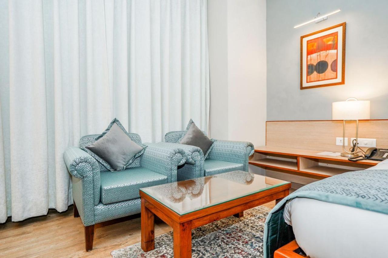 The Zenith - A Boutique Hotel By Hot Millions Mohali Dış mekan fotoğraf