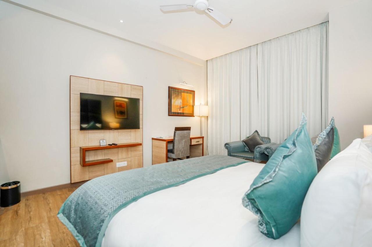 The Zenith - A Boutique Hotel By Hot Millions Mohali Dış mekan fotoğraf