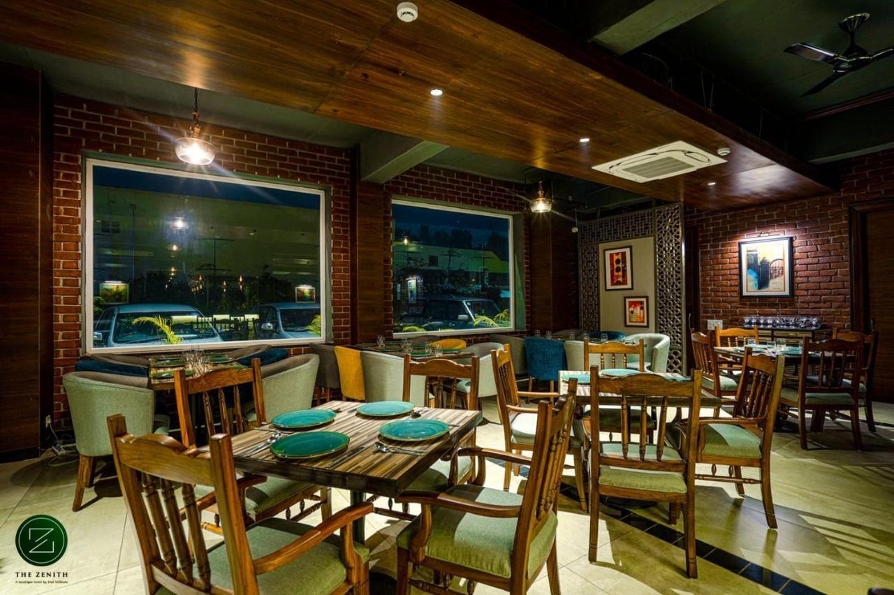 The Zenith - A Boutique Hotel By Hot Millions Mohali Dış mekan fotoğraf